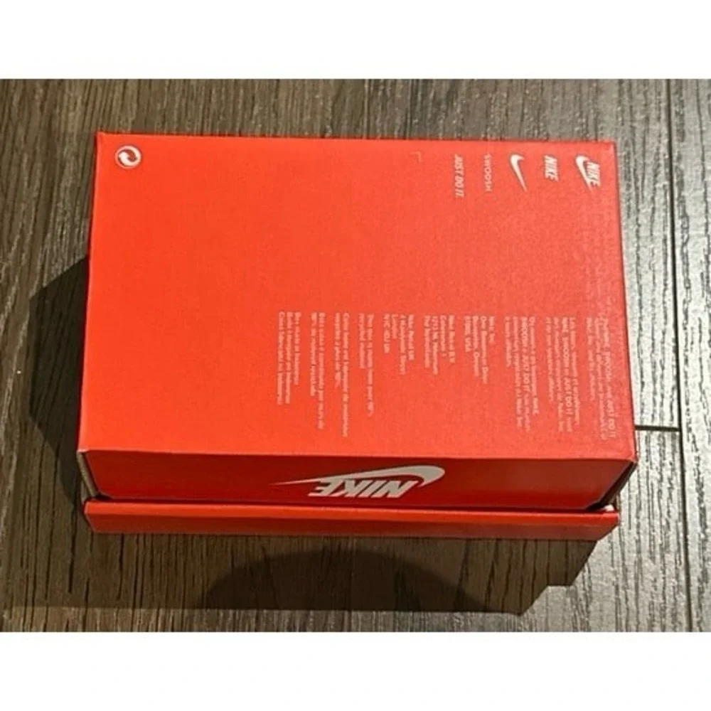 Nike empty shoe box‎
